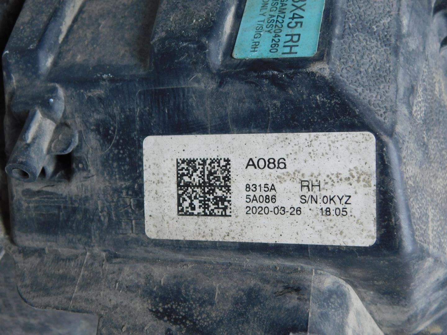 Указатель поворота правый