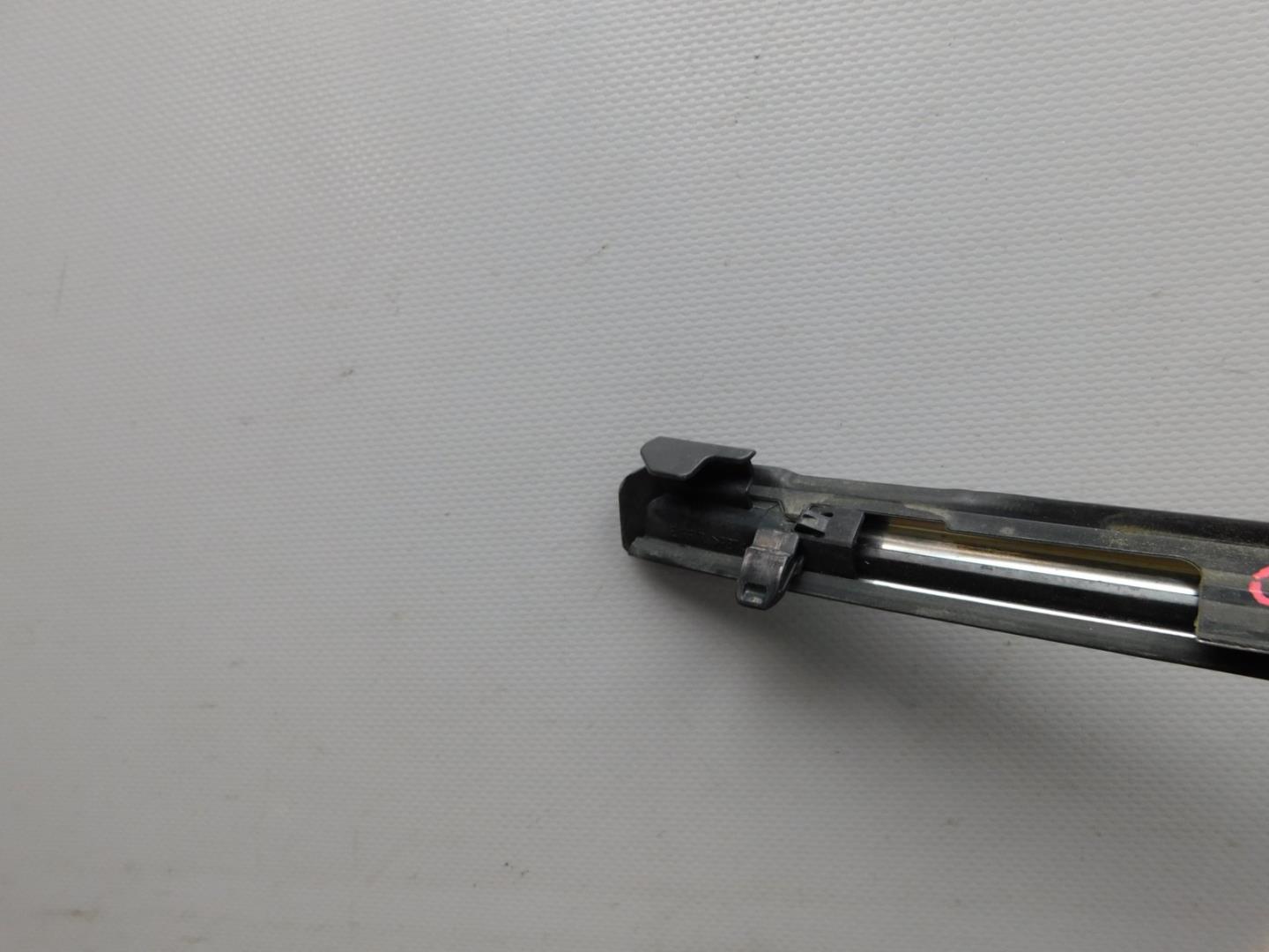 Накладка стекла переднего правого