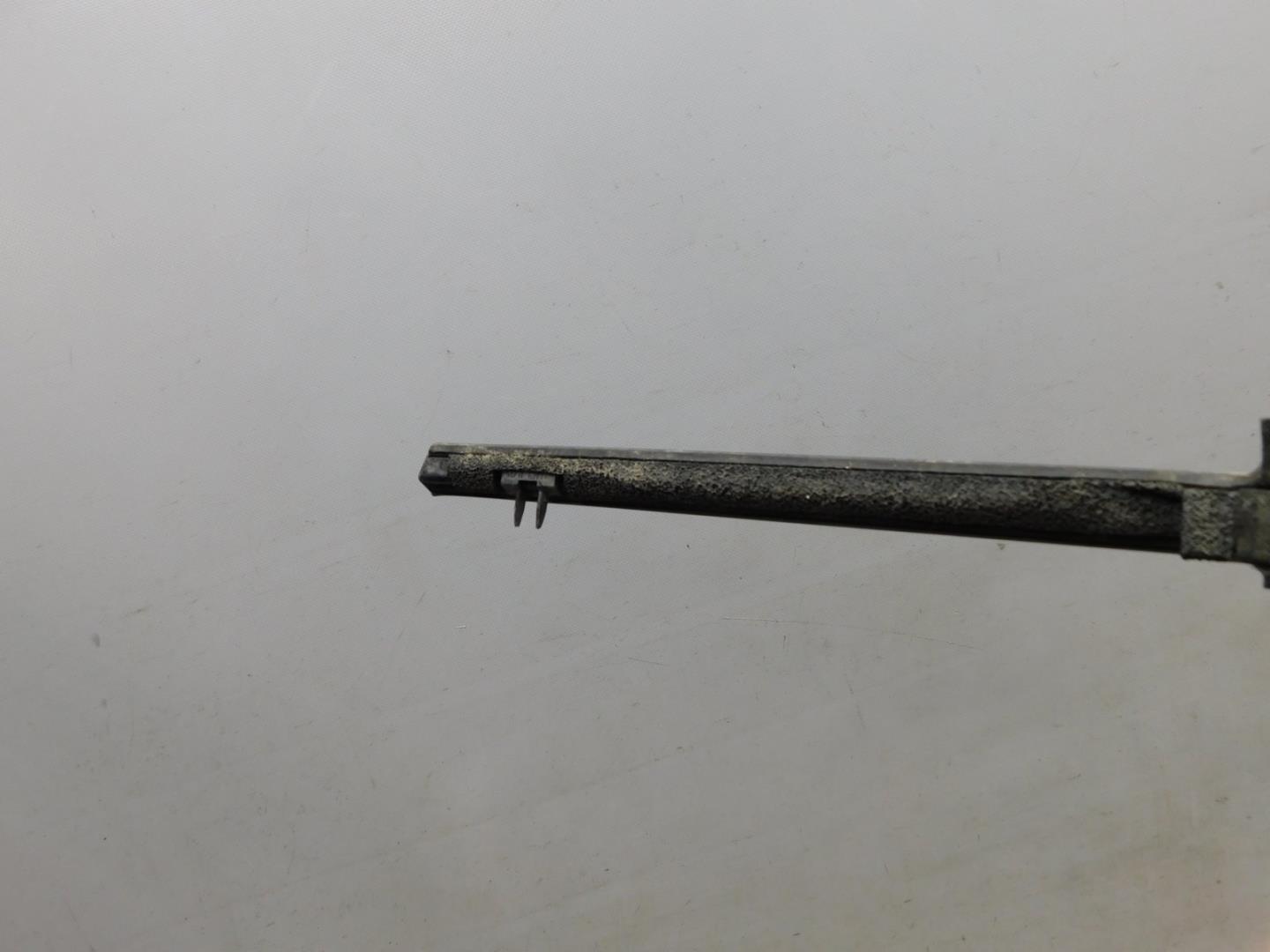 Накладка стекла заднего левого