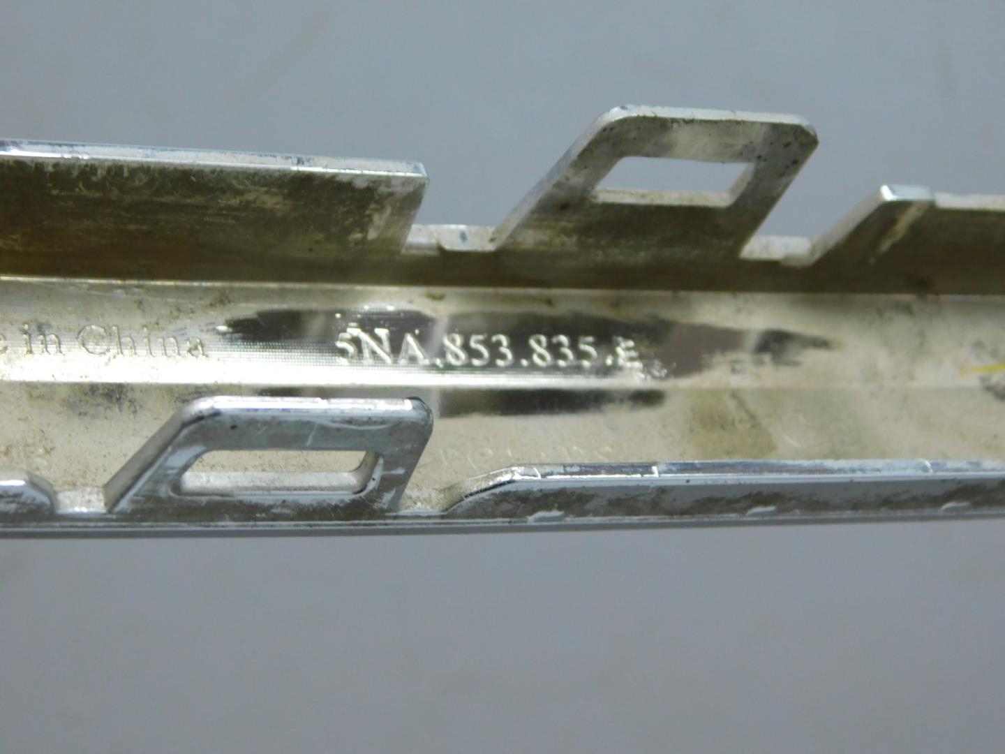 Молдинг заднего бампера