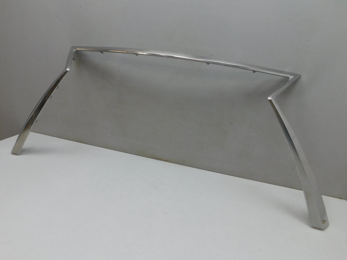 Накладка на решетку радиатора