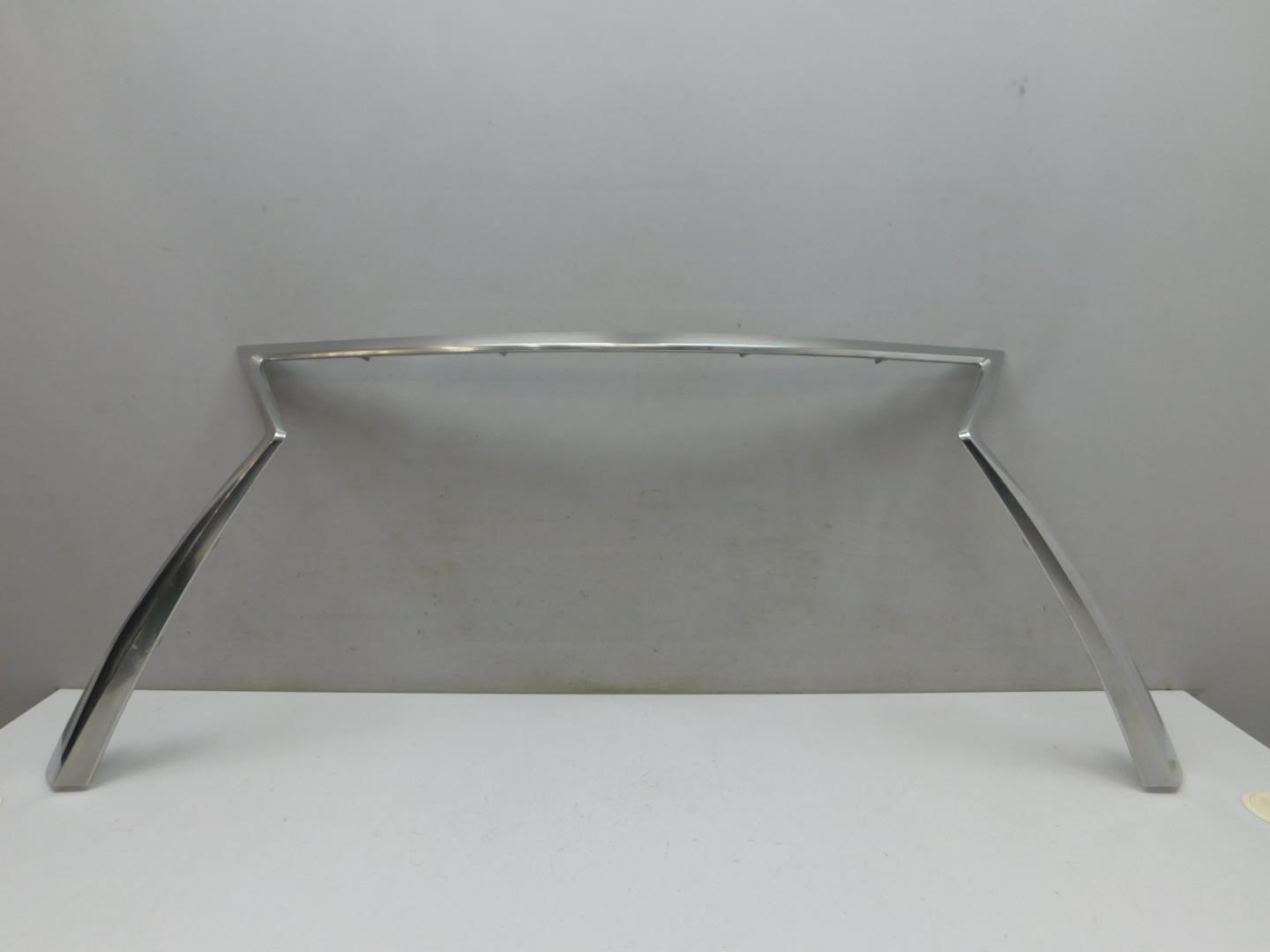 Накладка на решетку радиатора