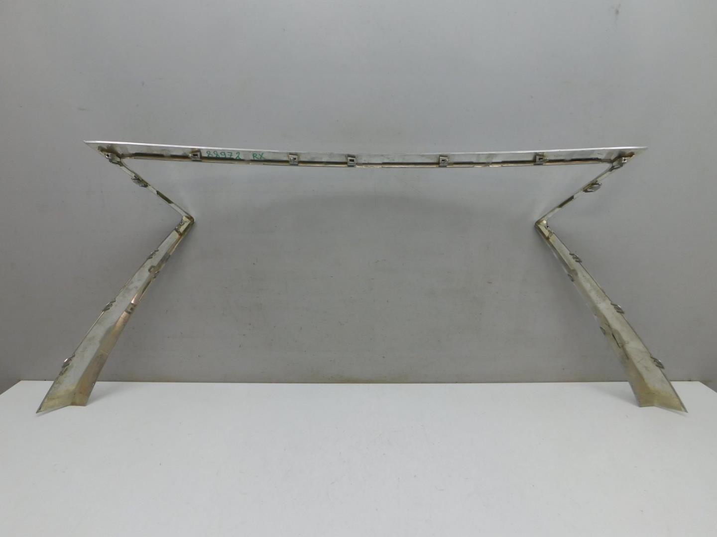 Накладка на решетку радиатора