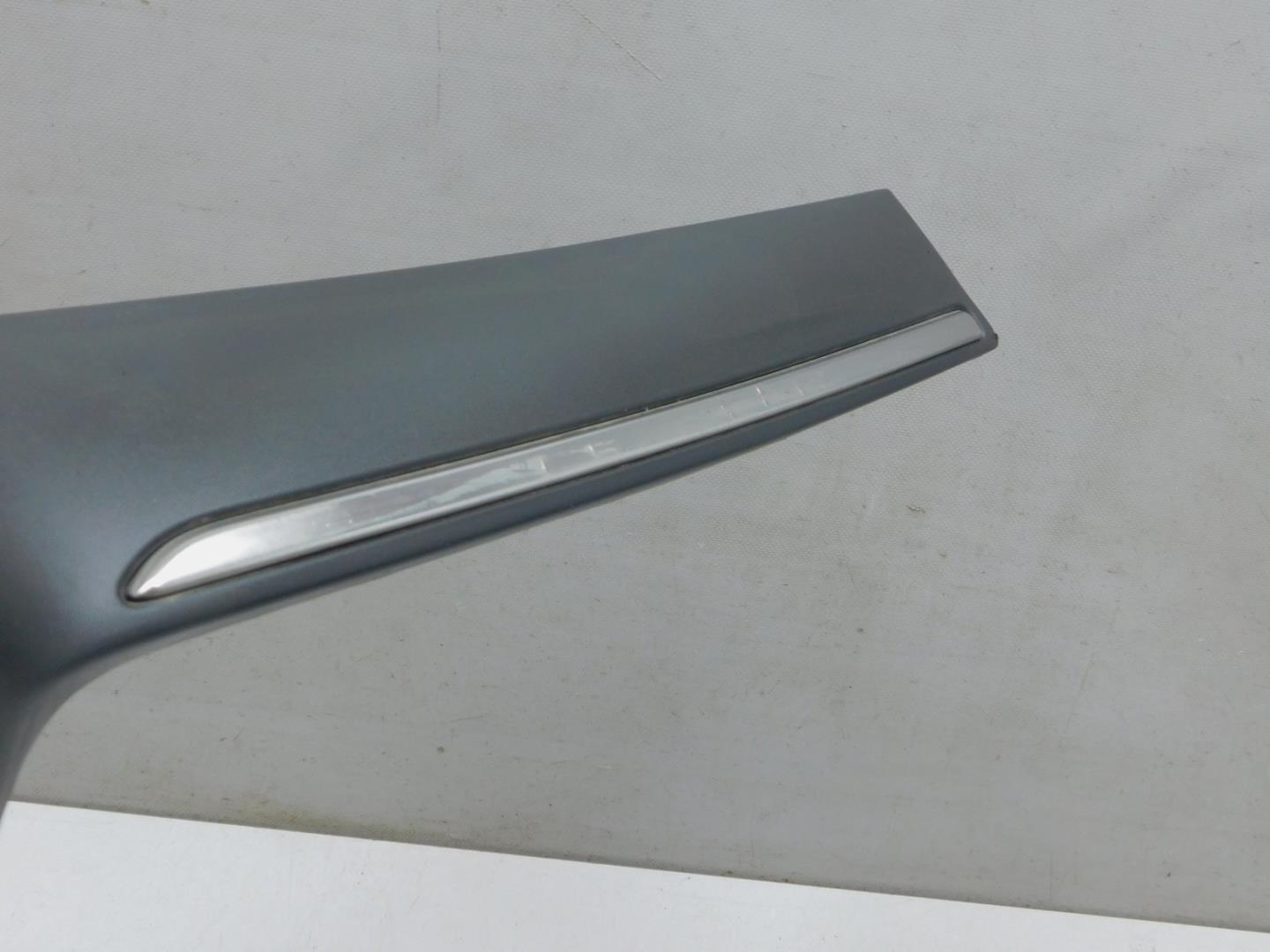 Накладка на решетку радиатора