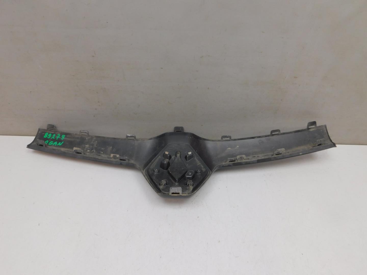 Накладка на решетку радиатора