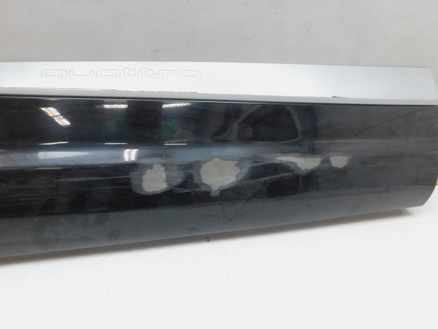 Накладка двери задней правой