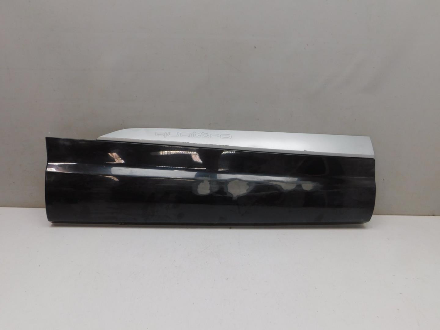 Накладка двери задней правой