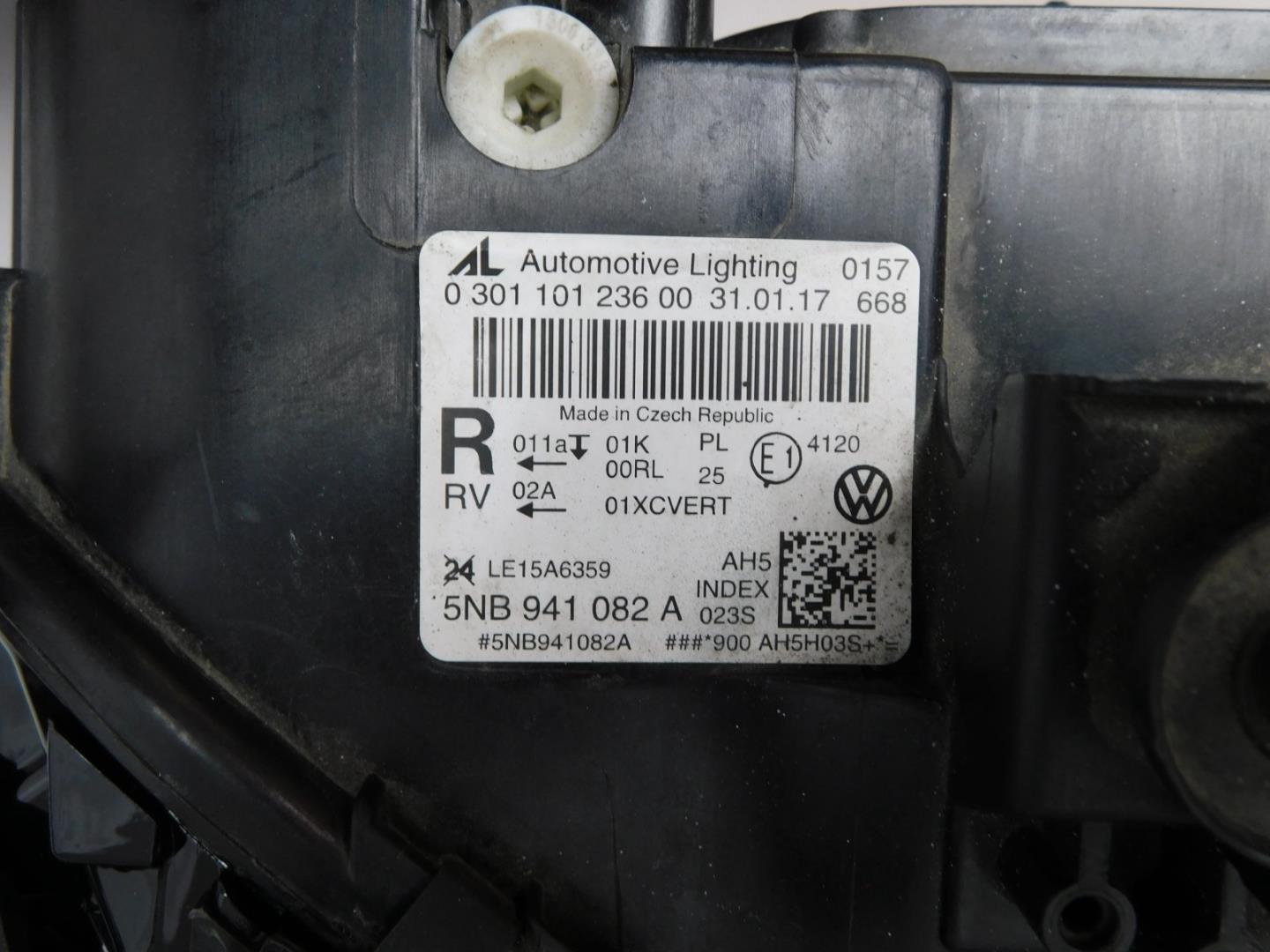 Фара правая