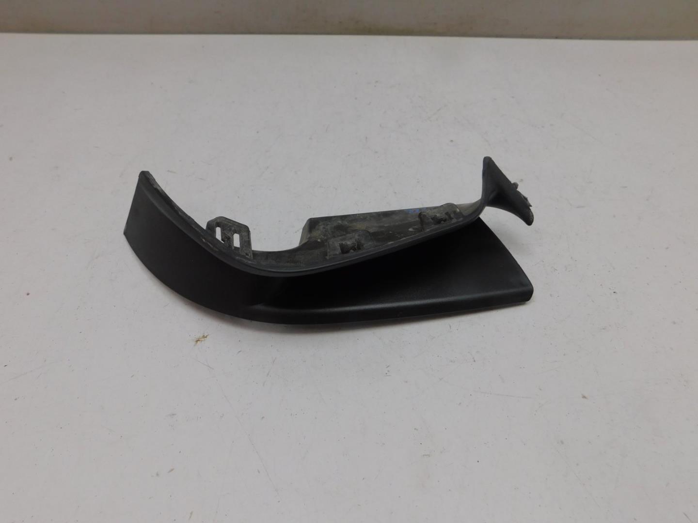 Накладка переднего бампера