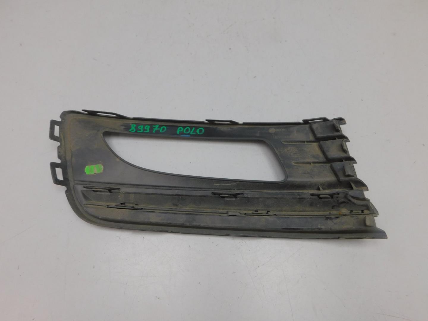 Решетка в бампер левая