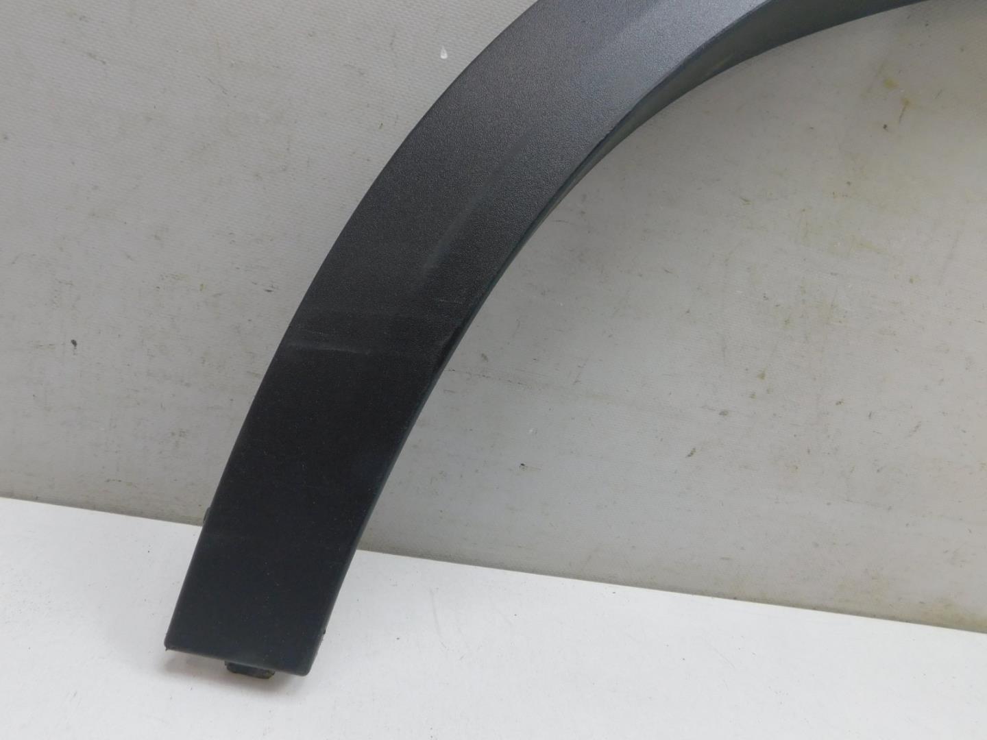 Накладка заднего крыла правого