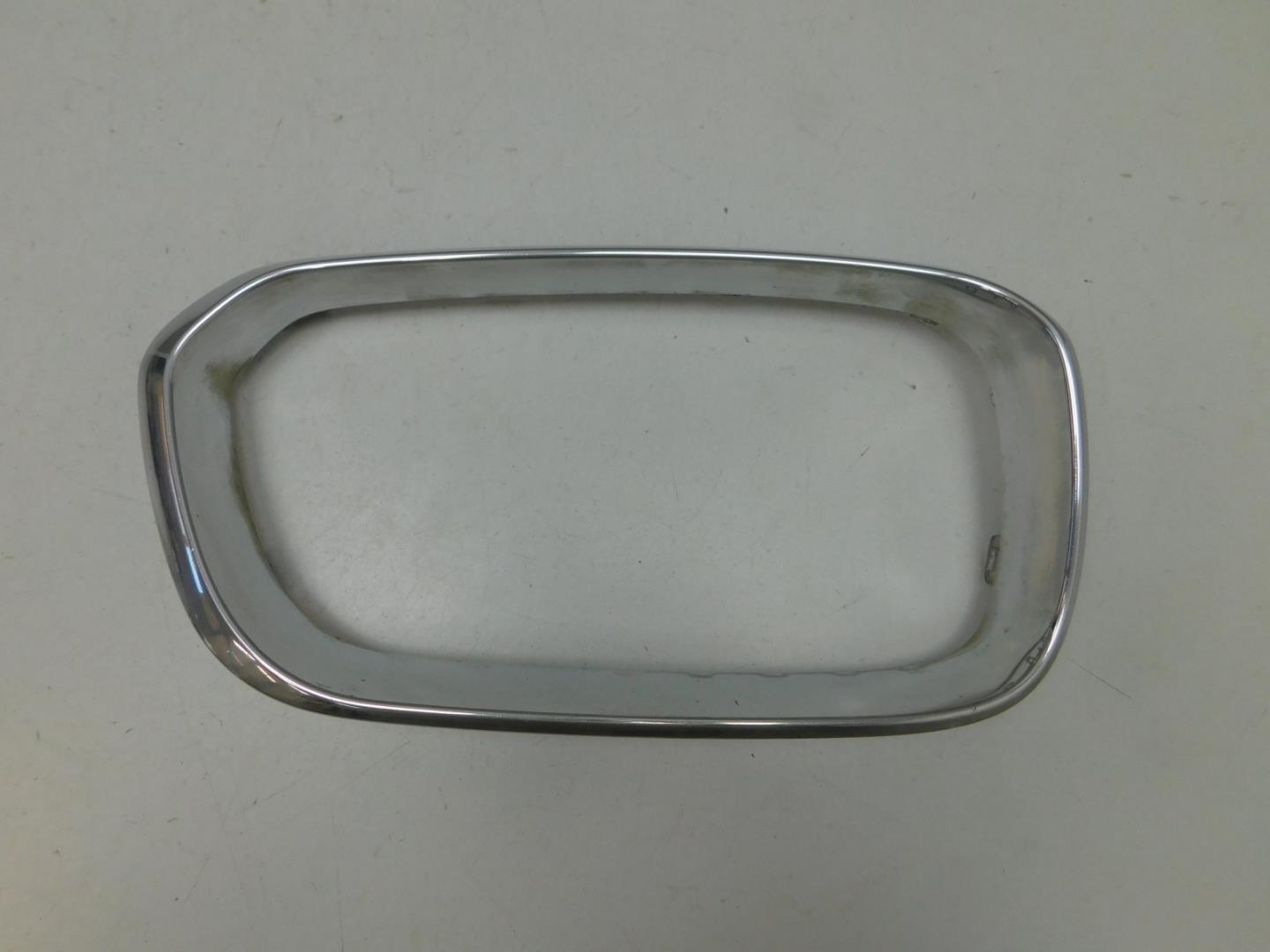 Накладка на решетку радиатора