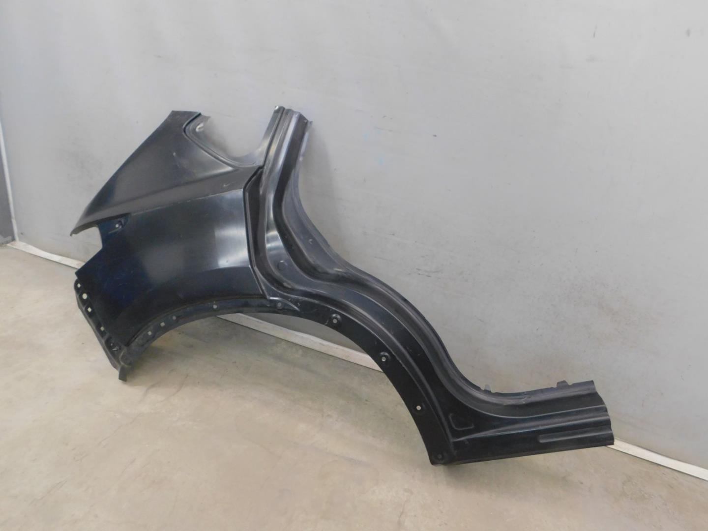 Крыло заднее правое