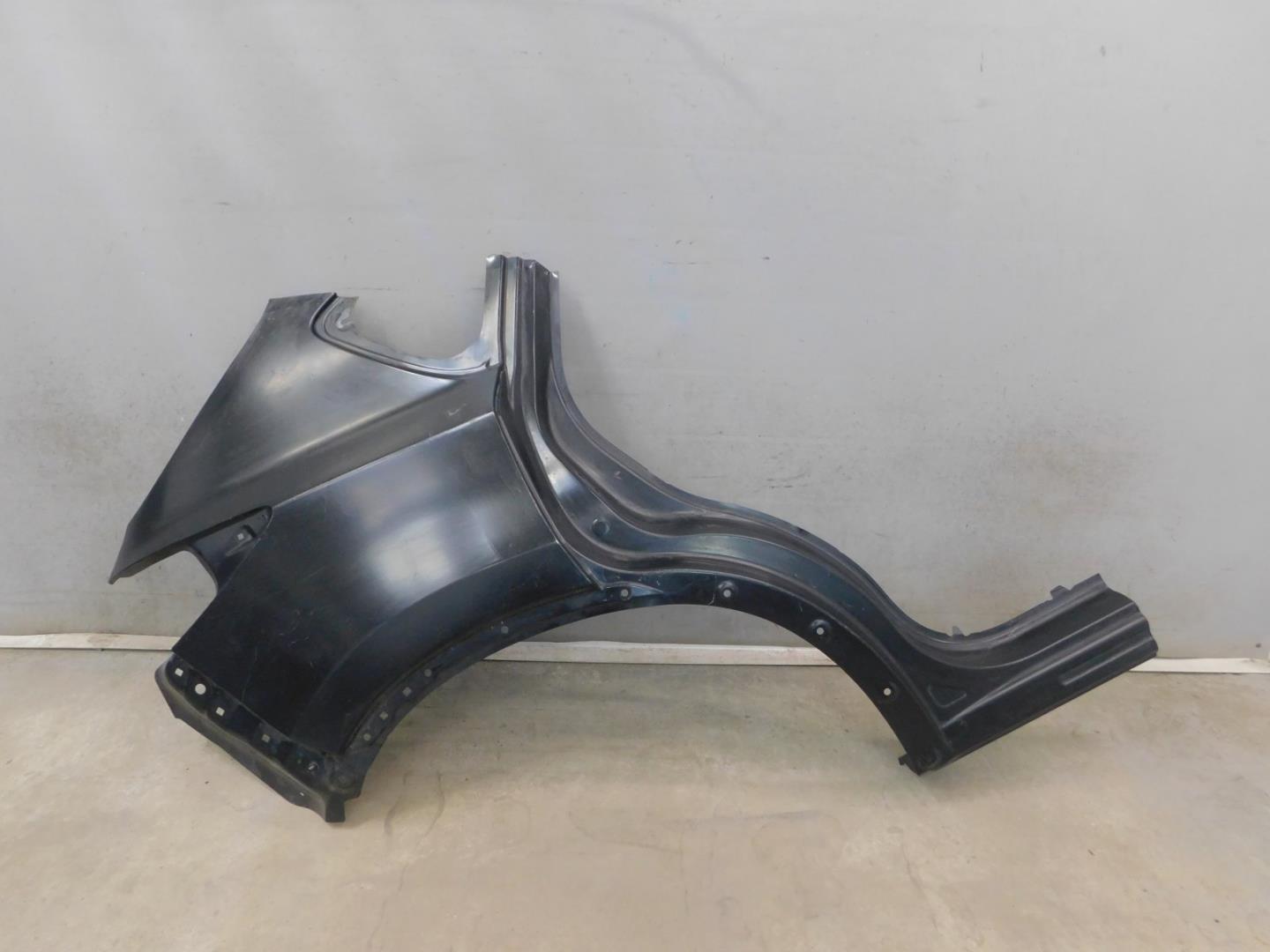 Крыло заднее правое