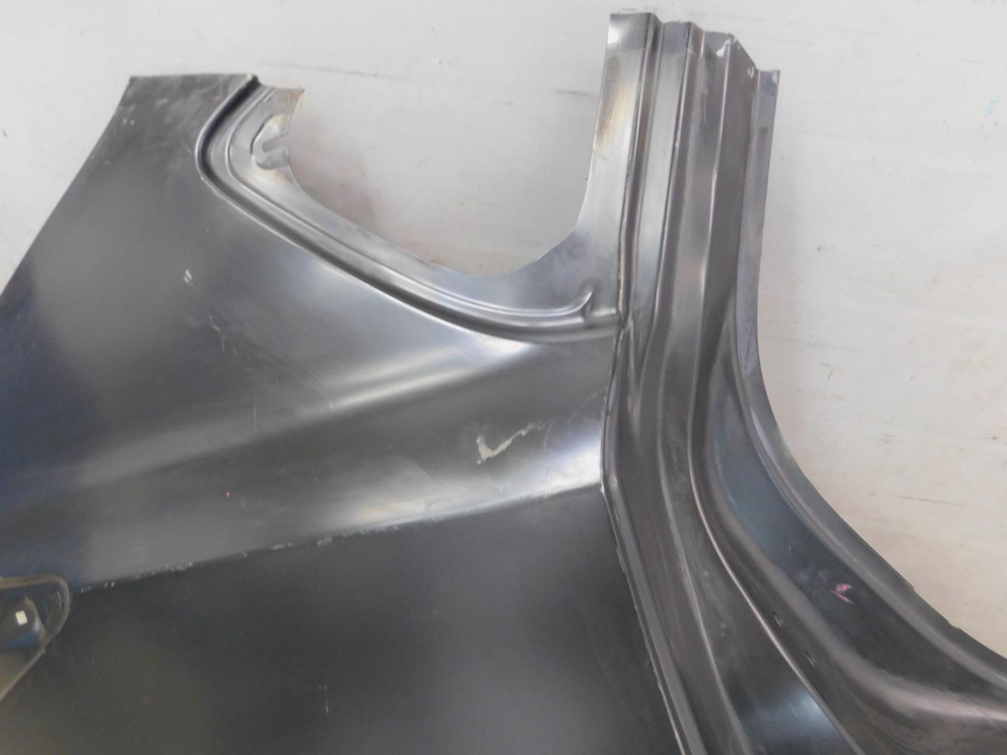 Крыло заднее правое