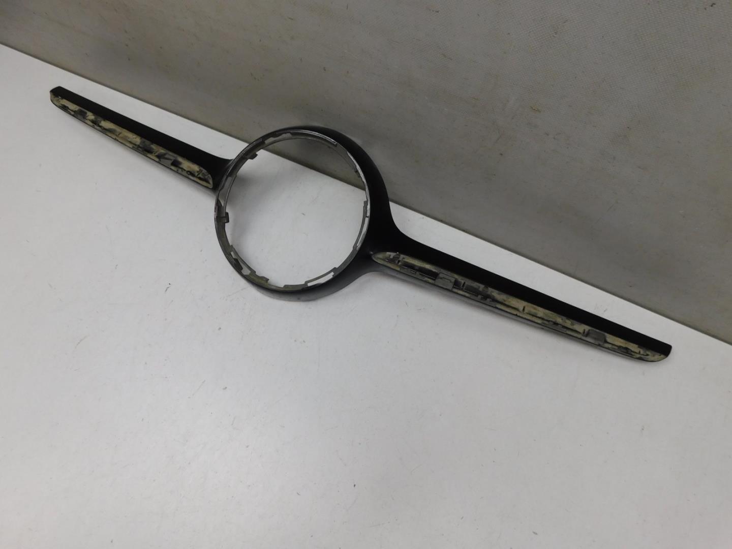 Накладка на решетку радиатора