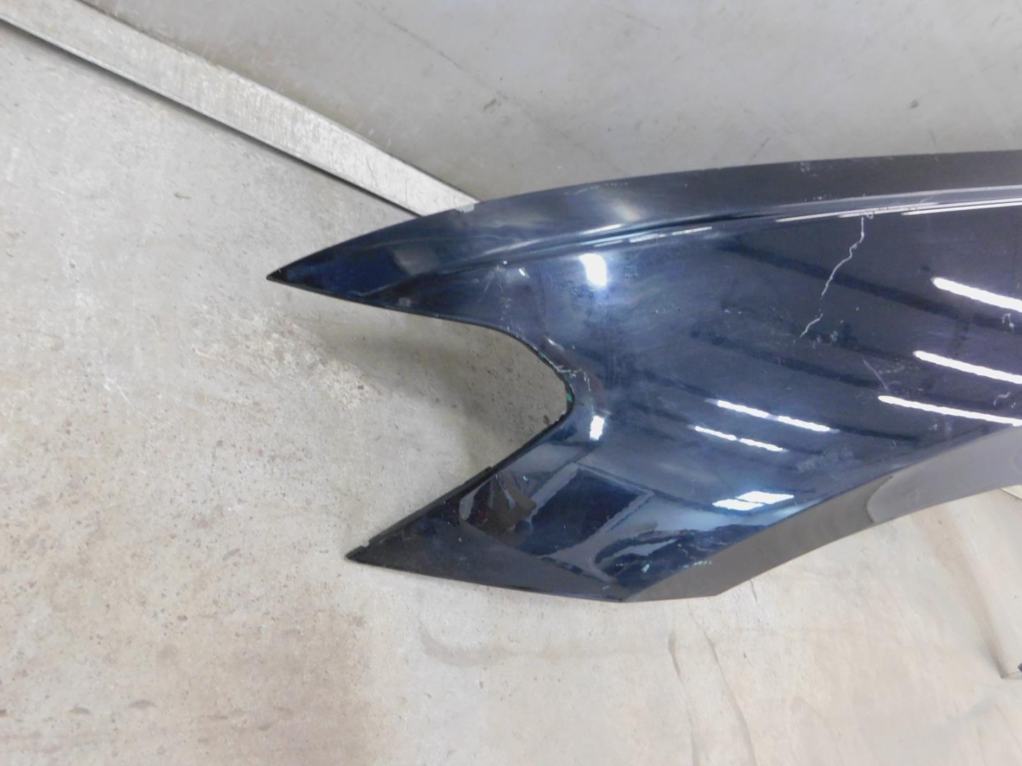 Крыло переднее левое