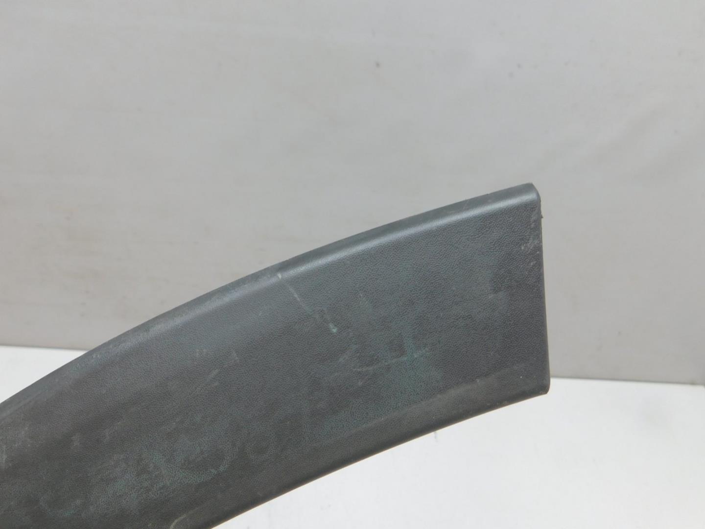 Накладка заднего бампера левая