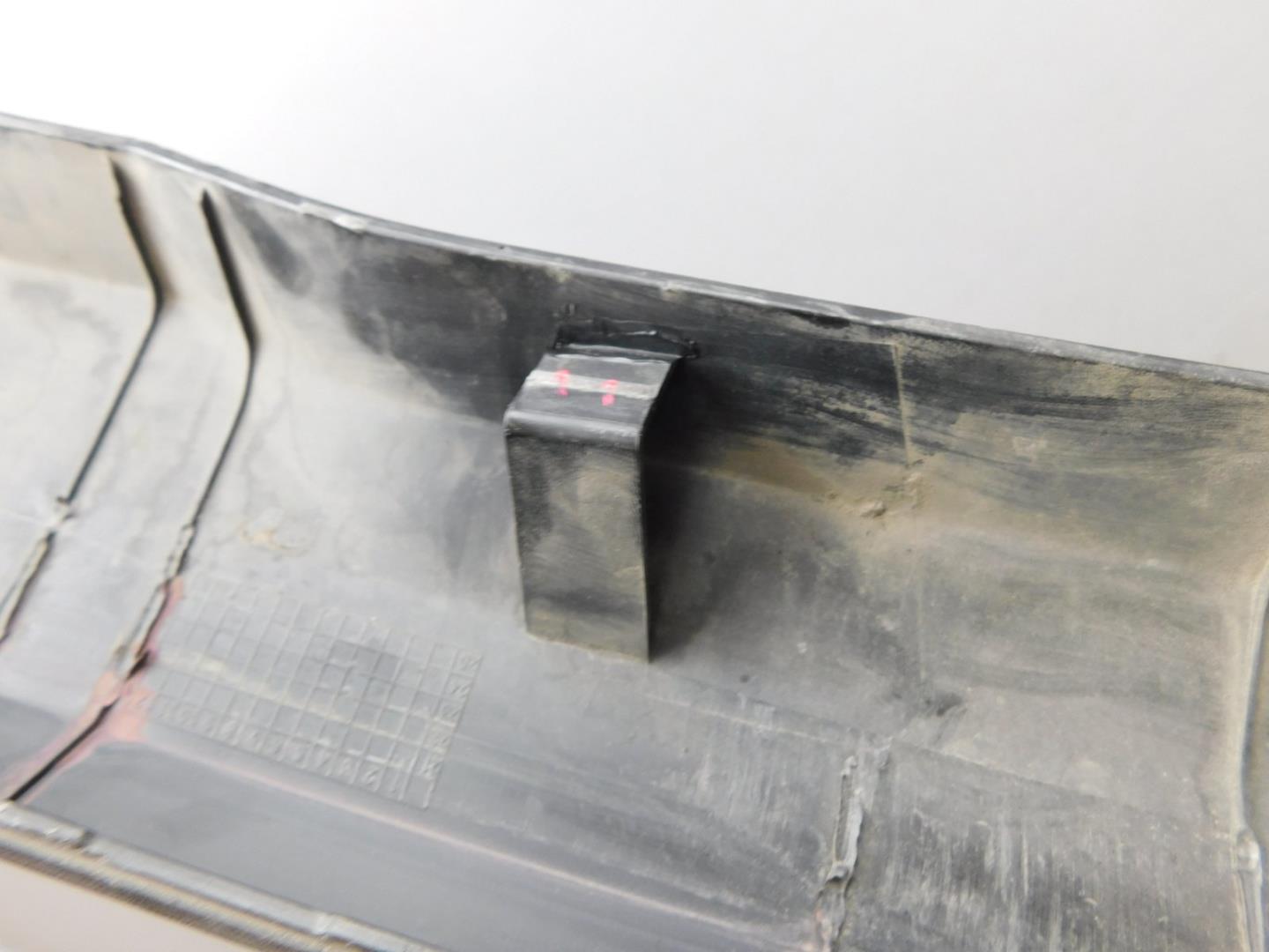 Накладка переднего бампера