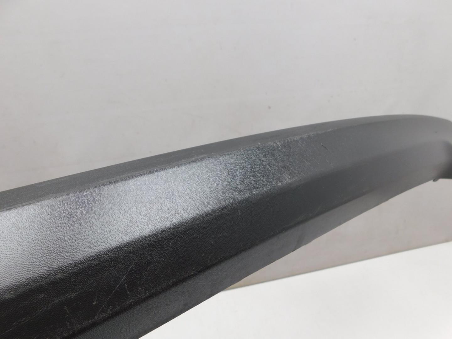 Накладка переднего бампера