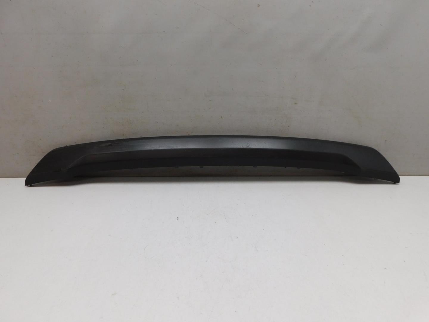 Накладка переднего бампера