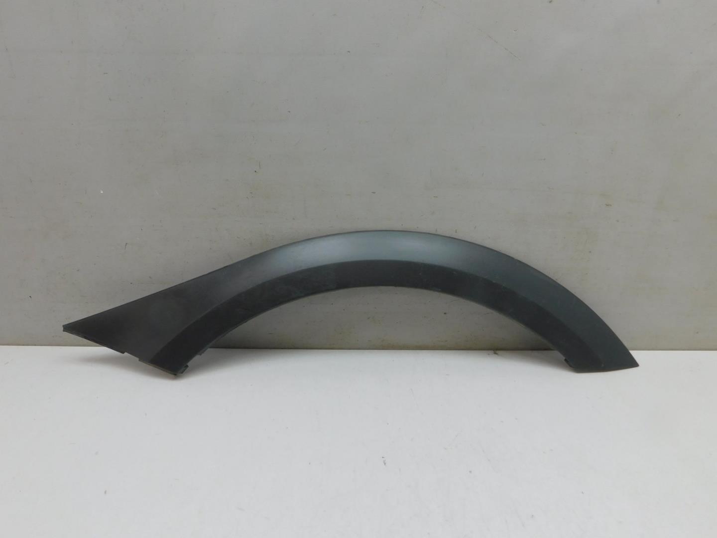 Накладка заднего крыла правого