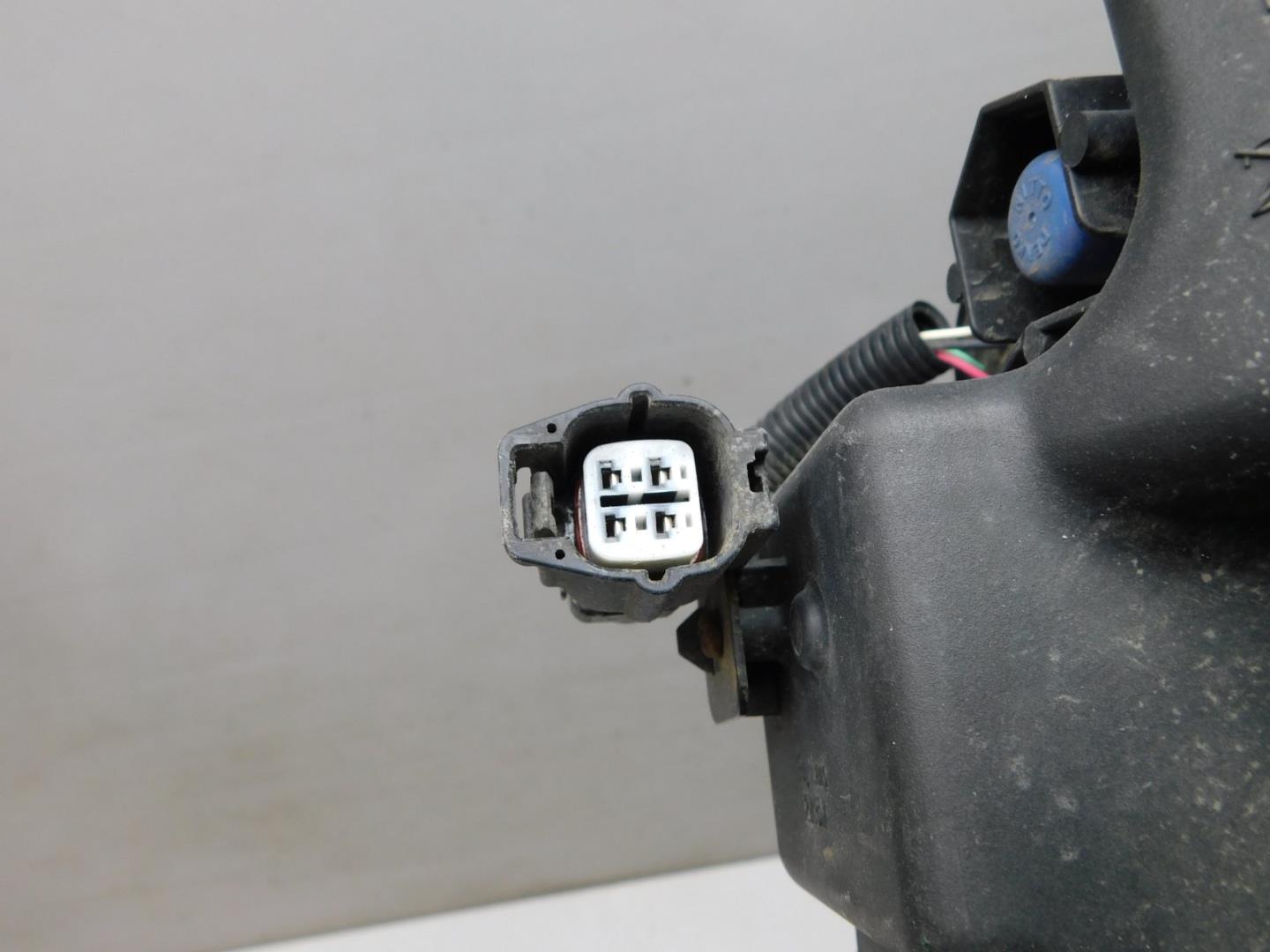 Фара противотуманная левая