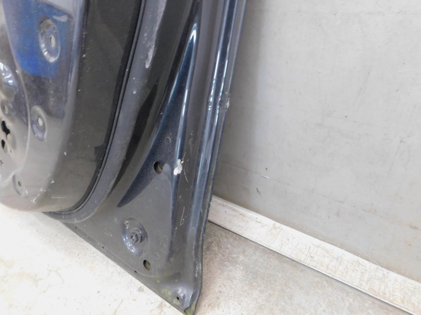 Дверь передняя правая