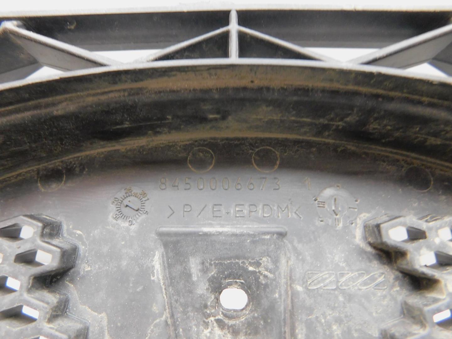 Решетка радиатора