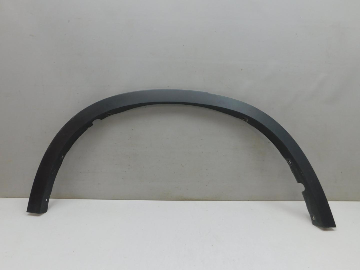 Накладка заднего крыла правого