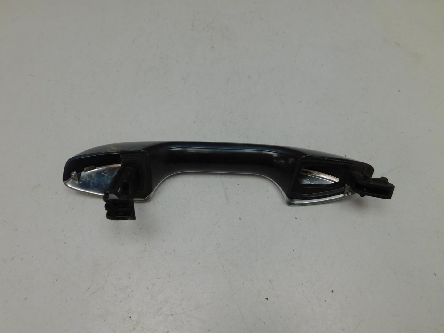 Ручка двери задней наружная правая