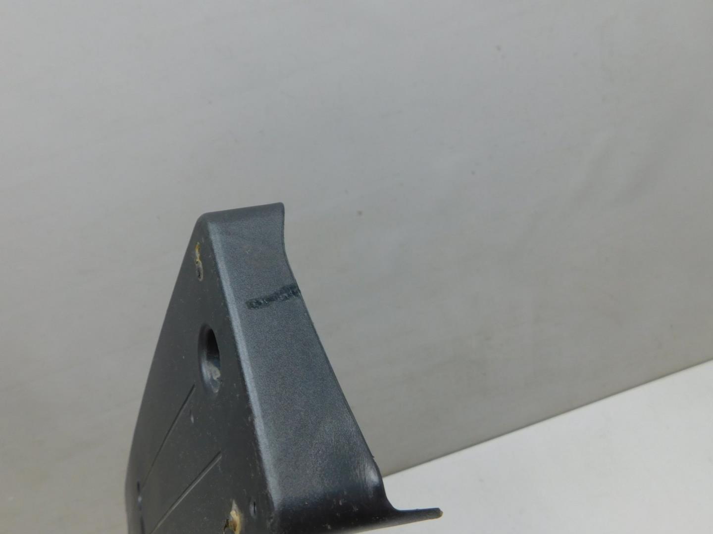 Накладка переднего бампера