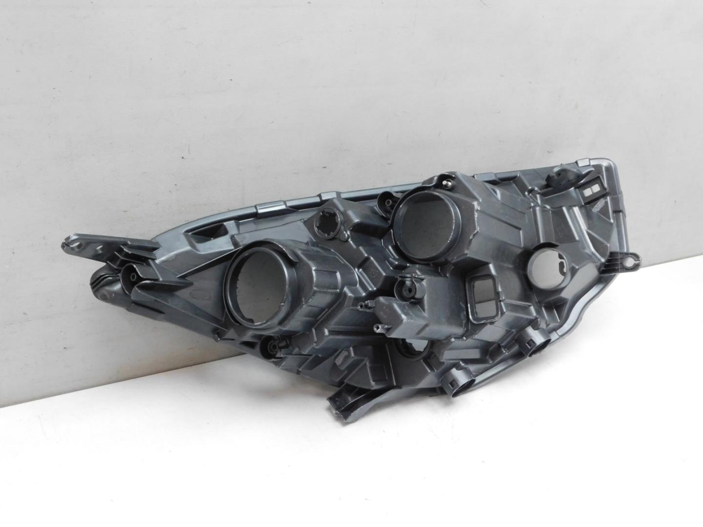 Корпус фары левой