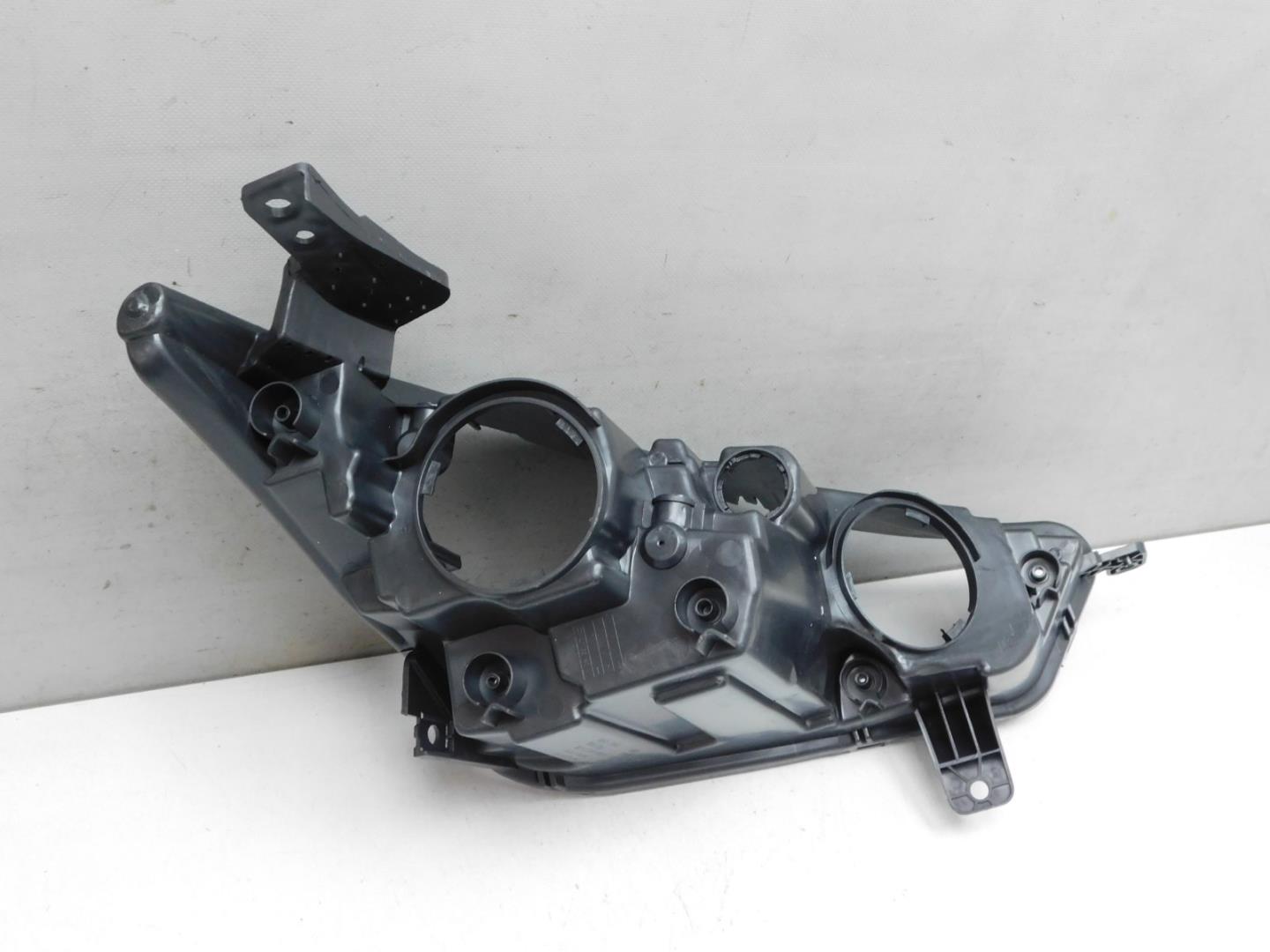 Корпус фары левой