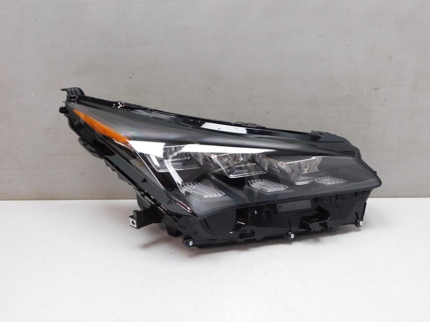 Фара правая