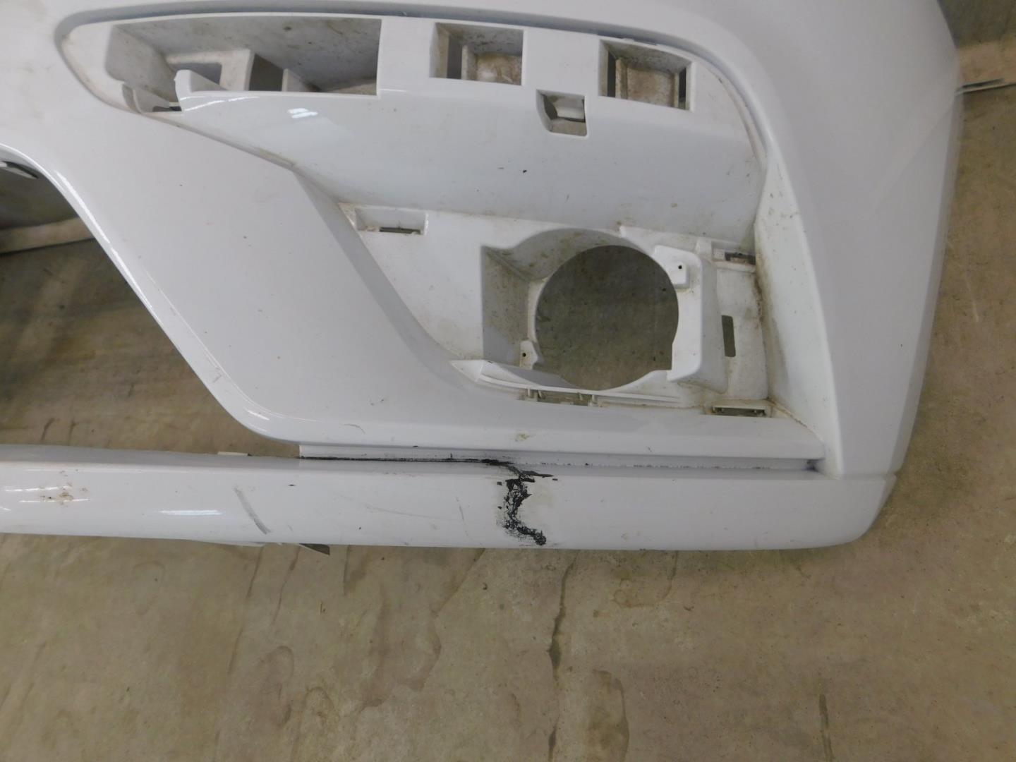 Бампер передний