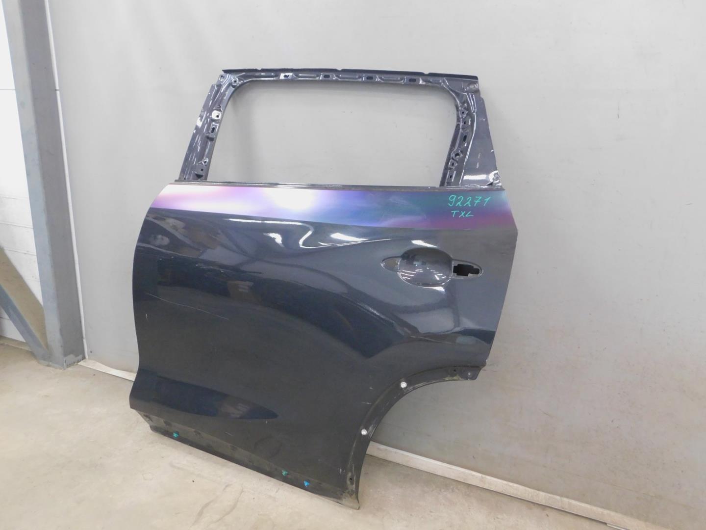 Дверь задняя левая