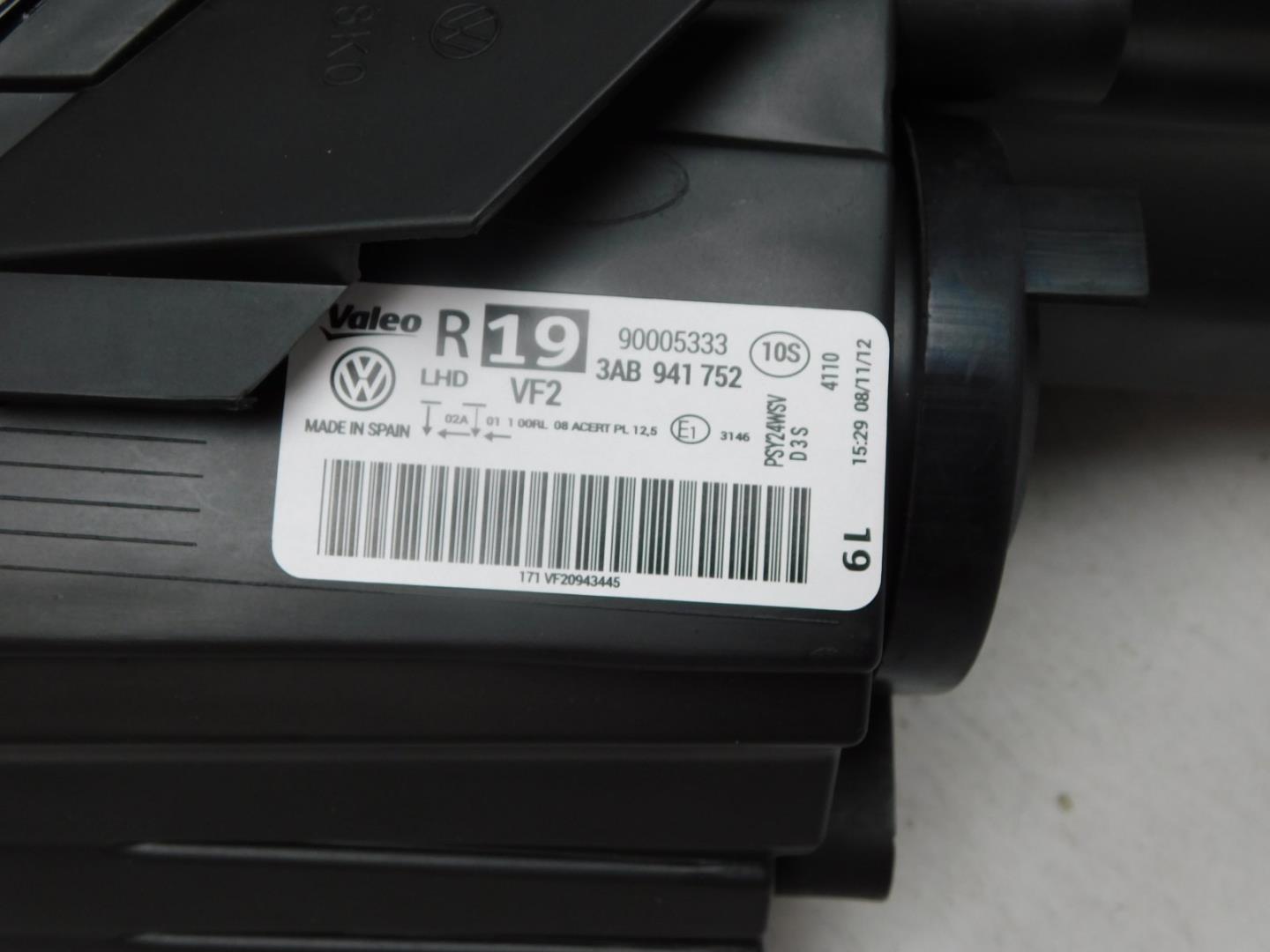 Фара правая