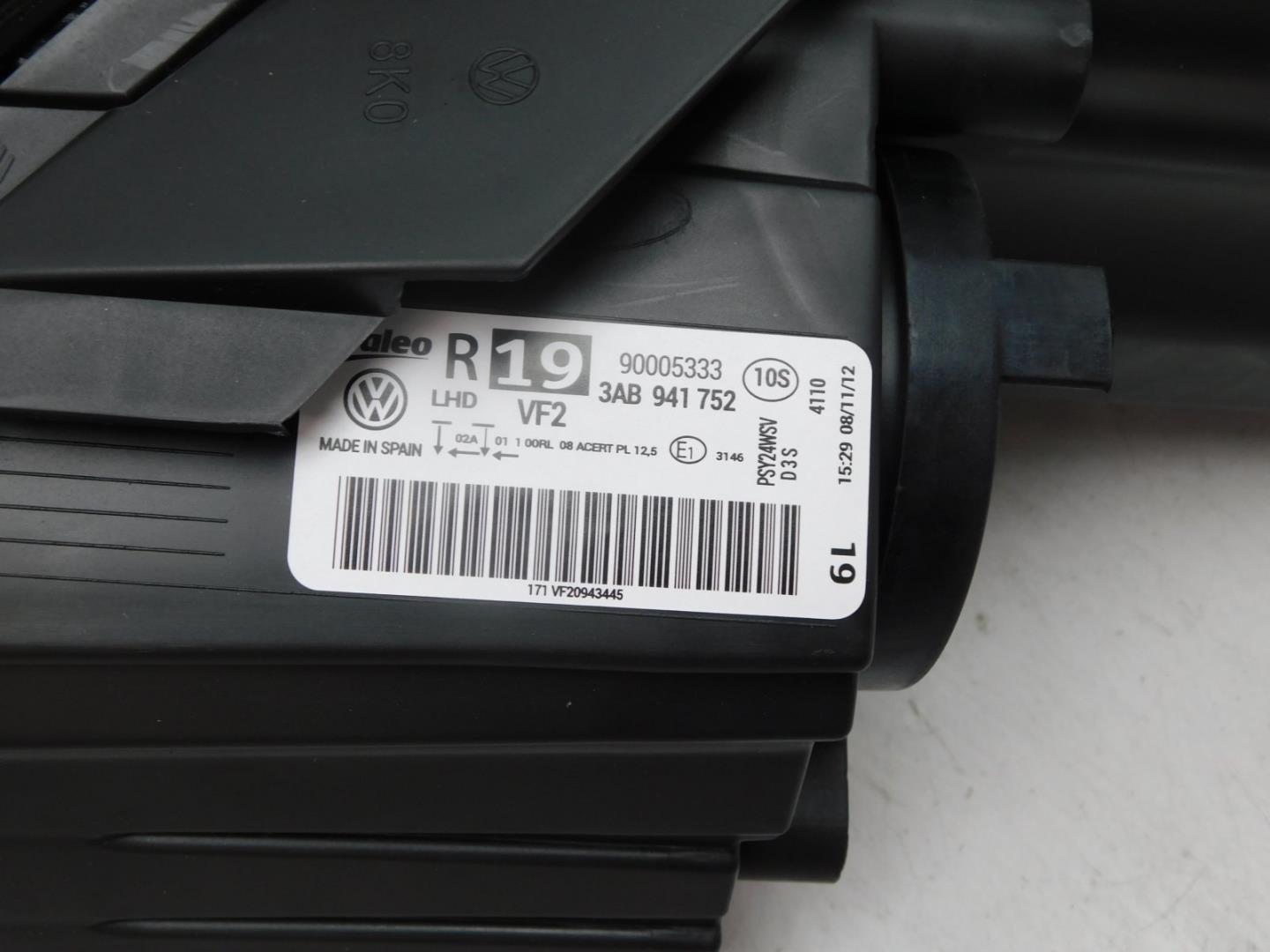 Фара правая