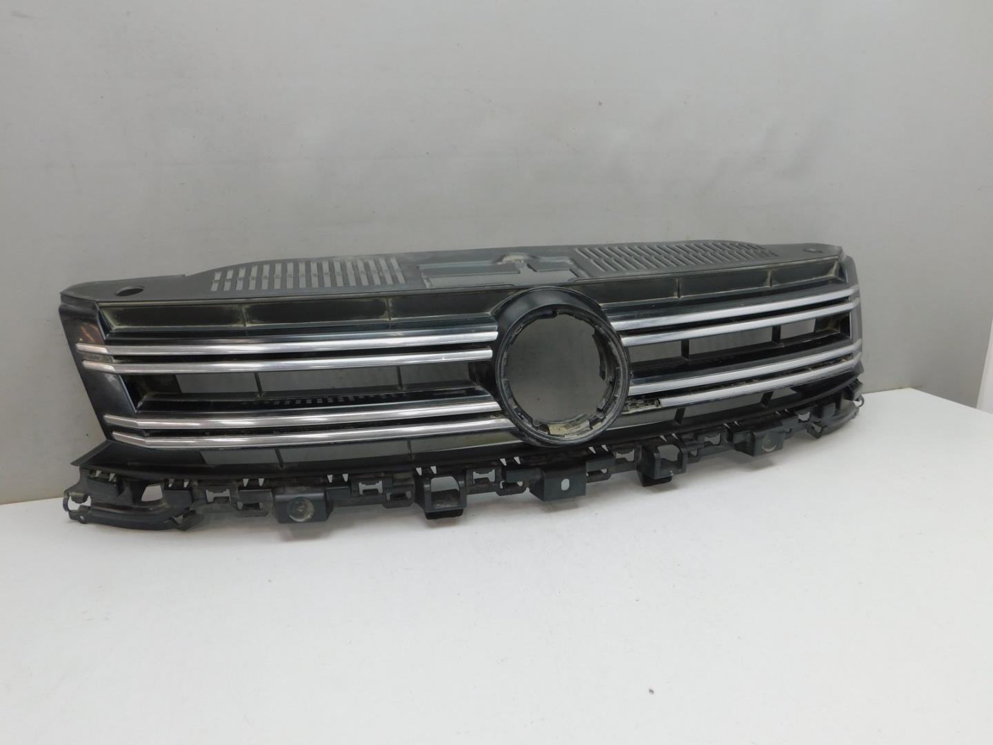 Решетка радиатора