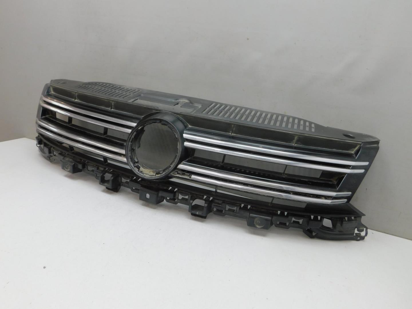 Решетка радиатора