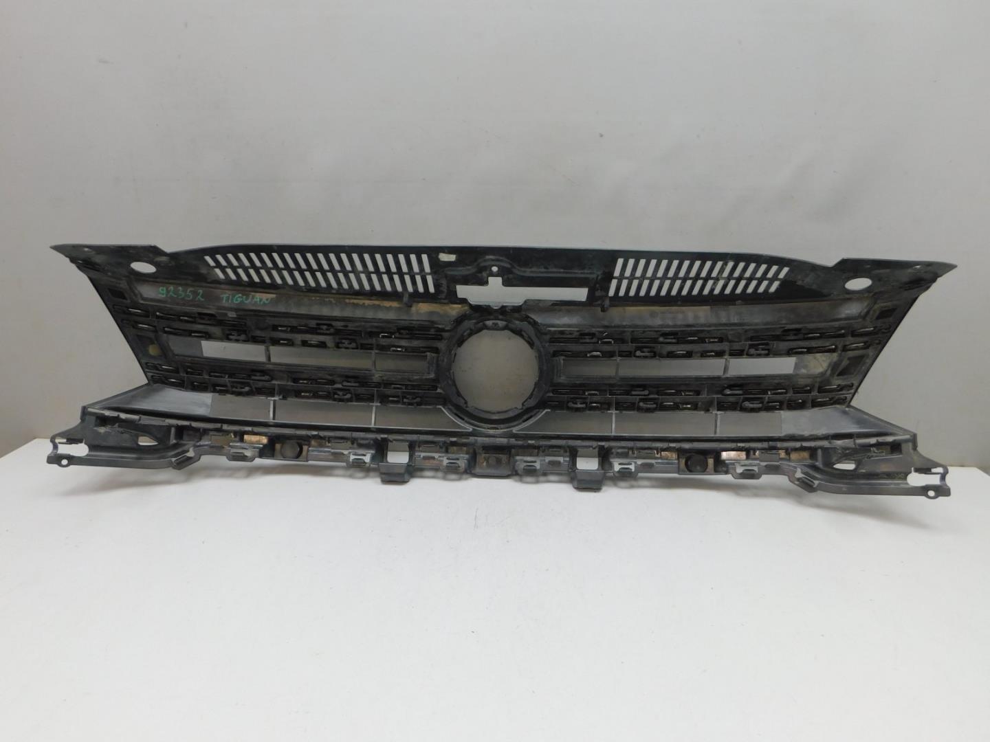 Решетка радиатора