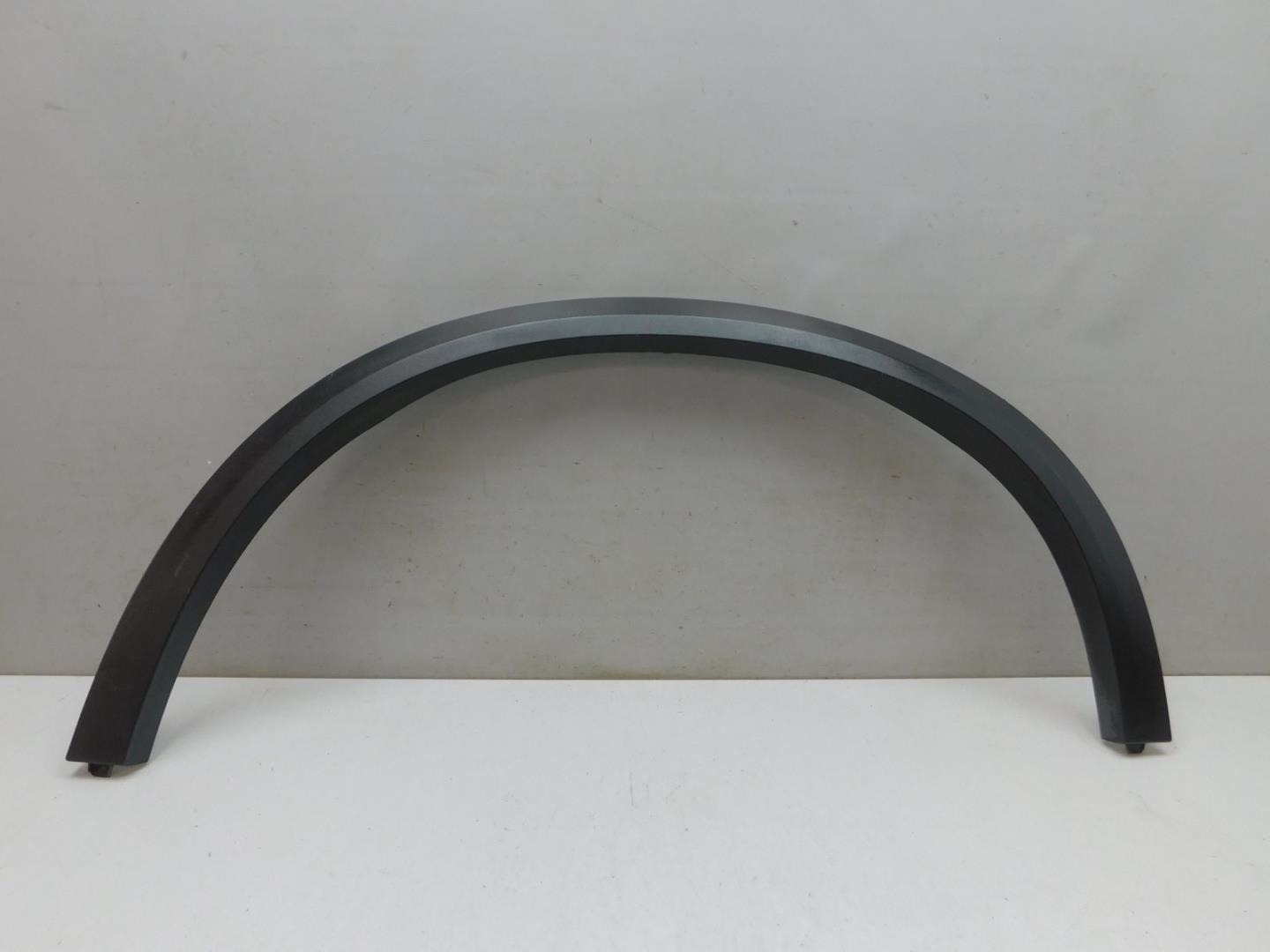 Накладка заднего крыла левого