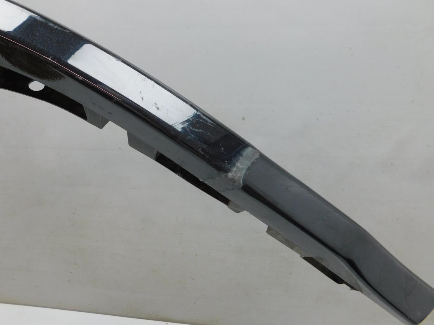 Накладка крыла переднего левого