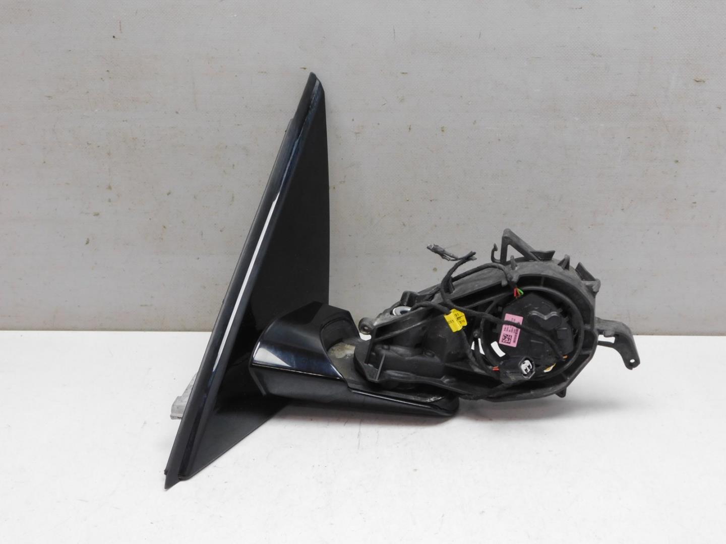 Зеркало левое электрическое