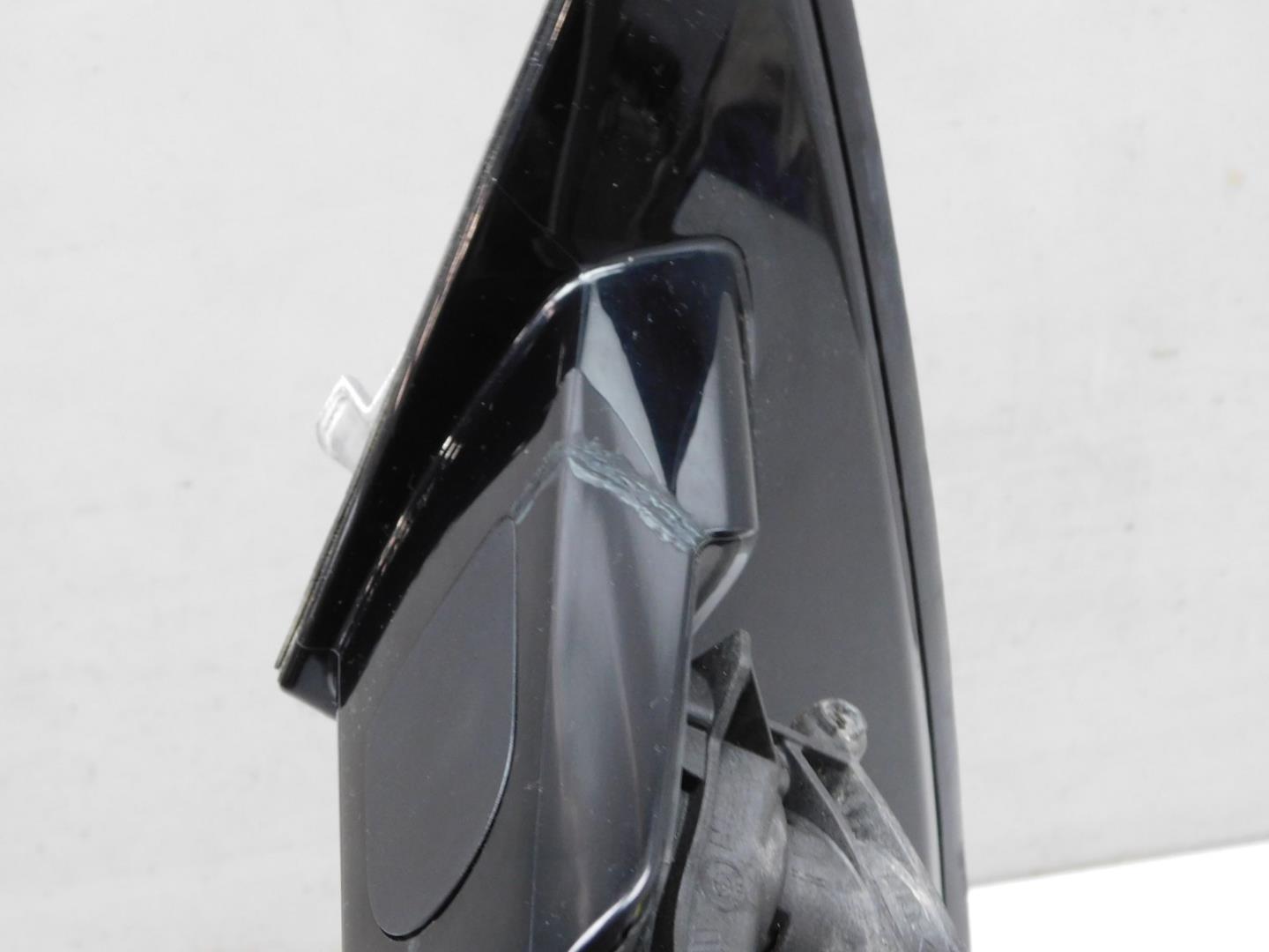 Зеркало левое электрическое