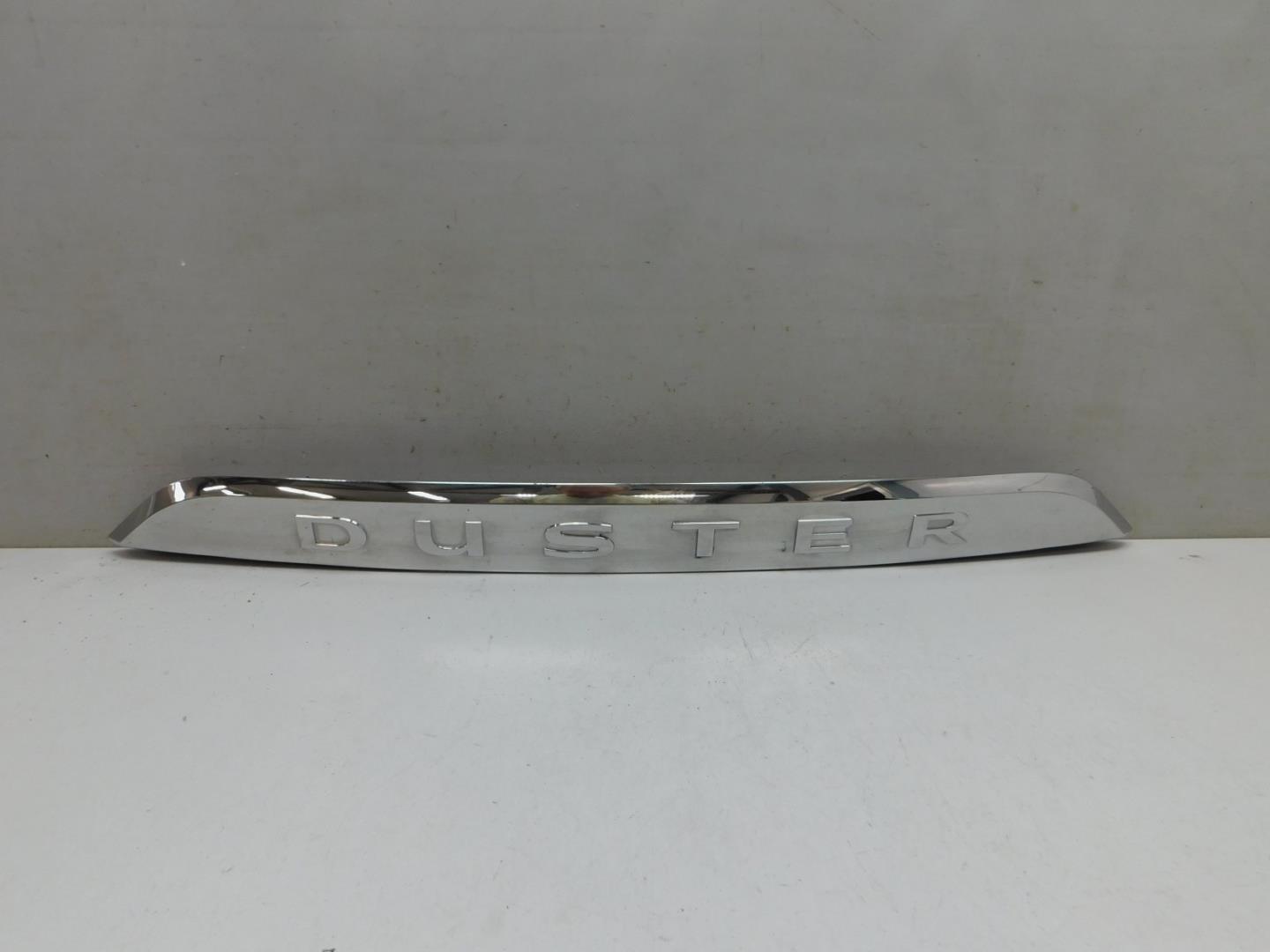 Накладка двери багажника