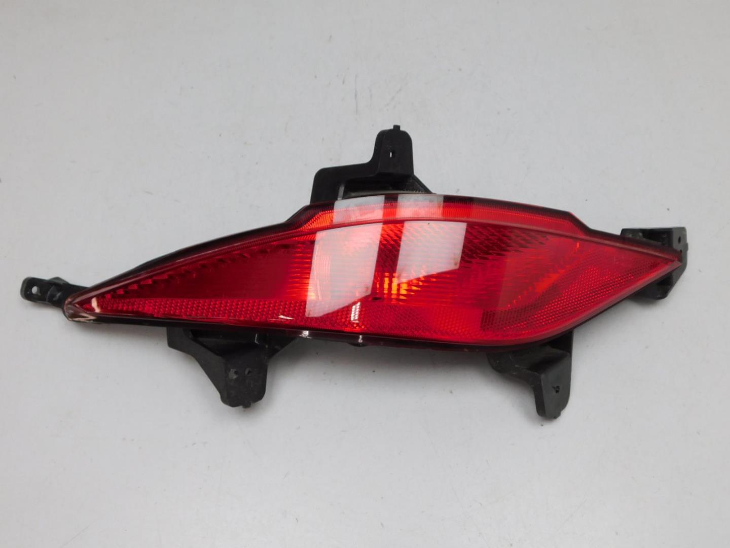 Фонарь задний противотуманный