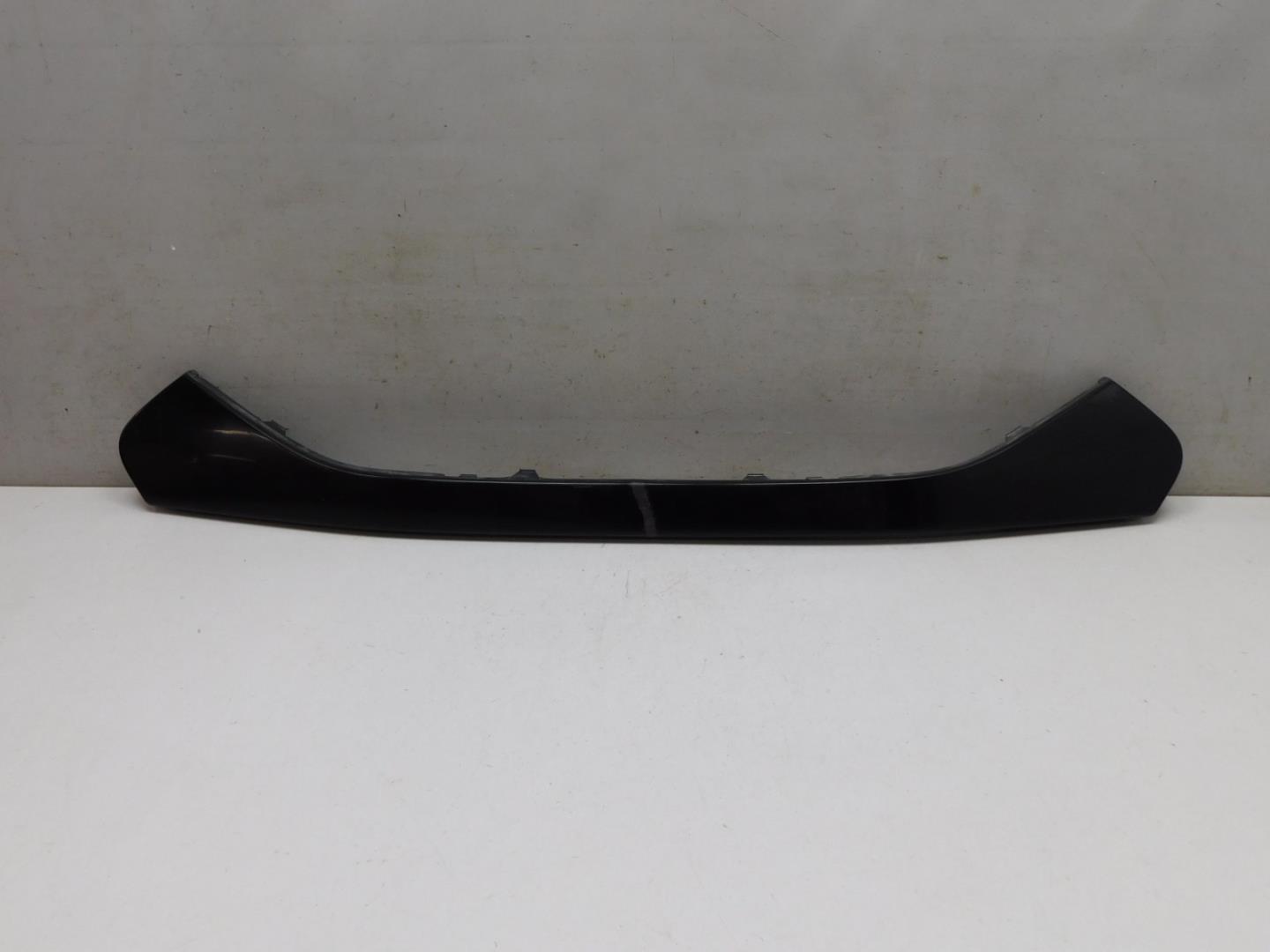 Накладка на решетку радиатора