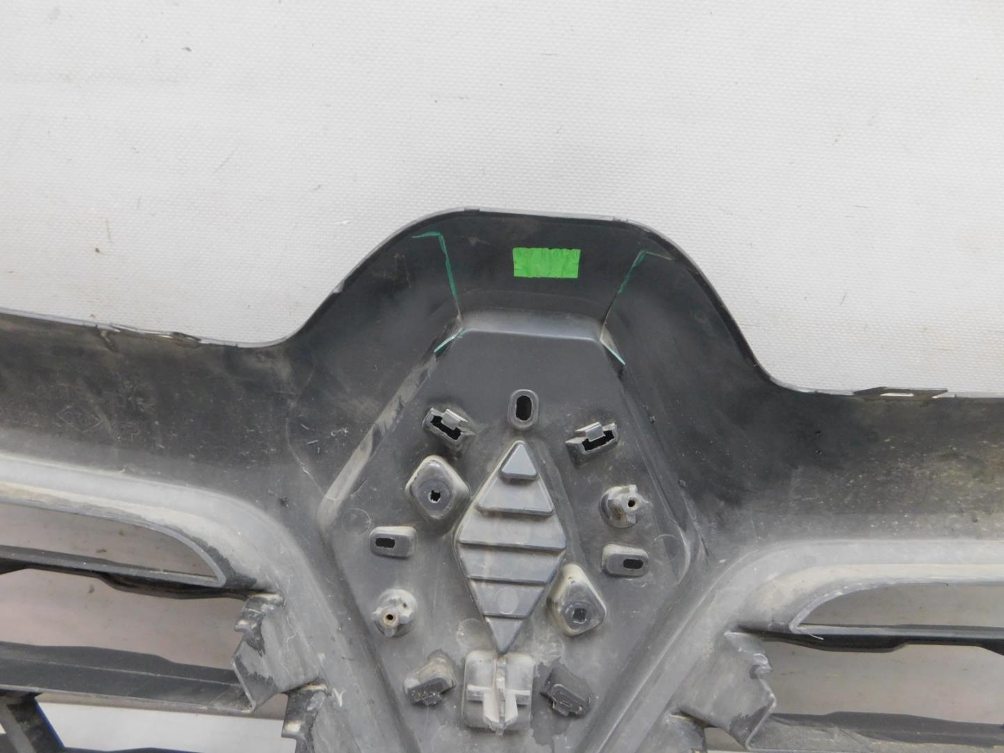 Решетка радиатора